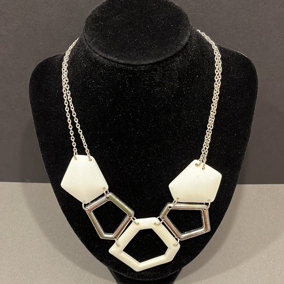 Geometry Shaped Pentagon Necklace - Picture 1 of 5
